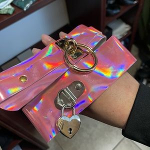 Bundle 2 chokers pink neon